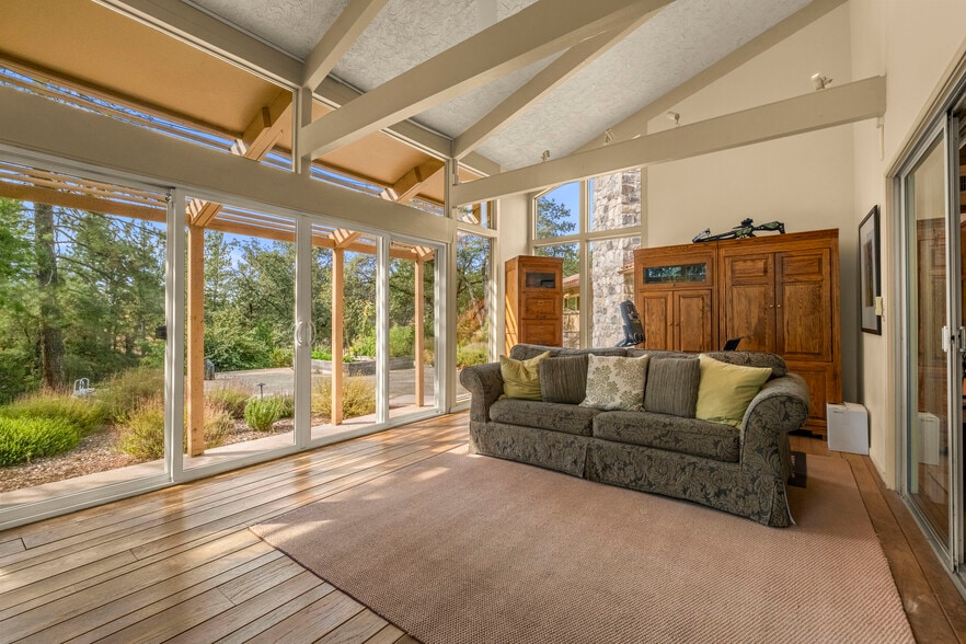 More Photos Of 4282 Pleasant Valley Rd, Placerville Specialty For Sale