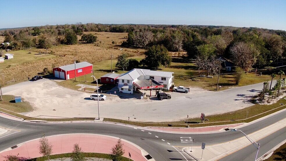 More Photos Of 15738 Ponce De Leon Blvd, Brooksville General Retail For Sale