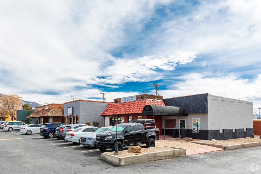 More Photos Of 3107 Eubank Blvd, Albuquerque Unknown For Lease