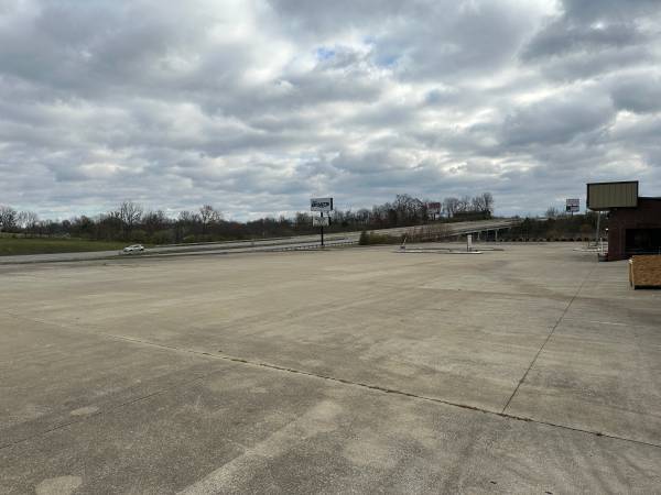 More Photos Of 193 Automotive Dr, Richmond Auto Dealership For Lease