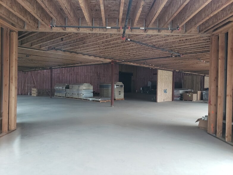 More Photos Of 2010 Elkins Way, Brentwood Light Manufacturing For Lease