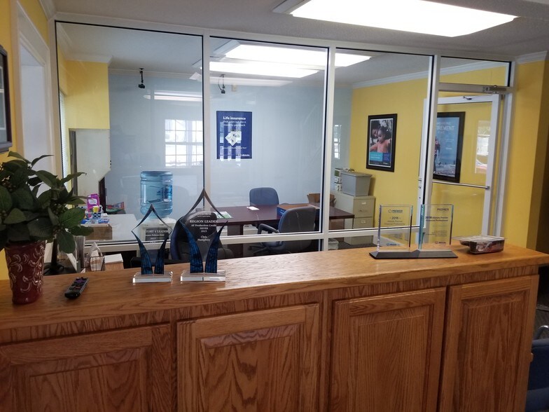 More Photos Of 1112 E Ash St, Goldsboro Office For Sale