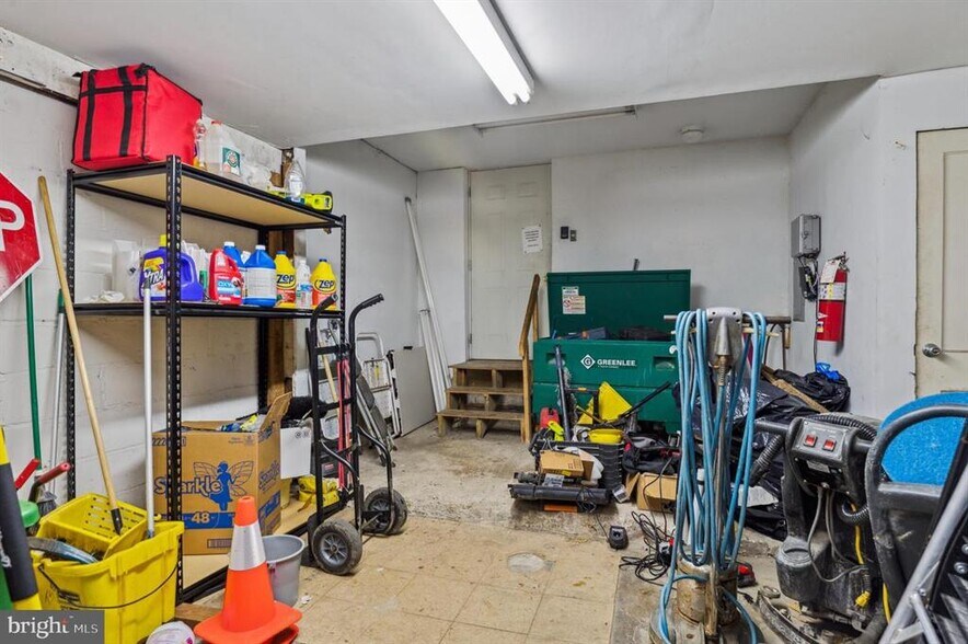 More Photos Of 934 Market St, Marcus Hook Storefront Retail Residential For Sale