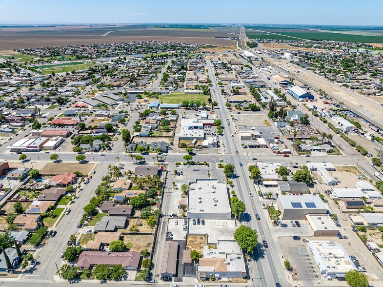 More Photos Of 720 Oller St, Mendota Freestanding For Sale