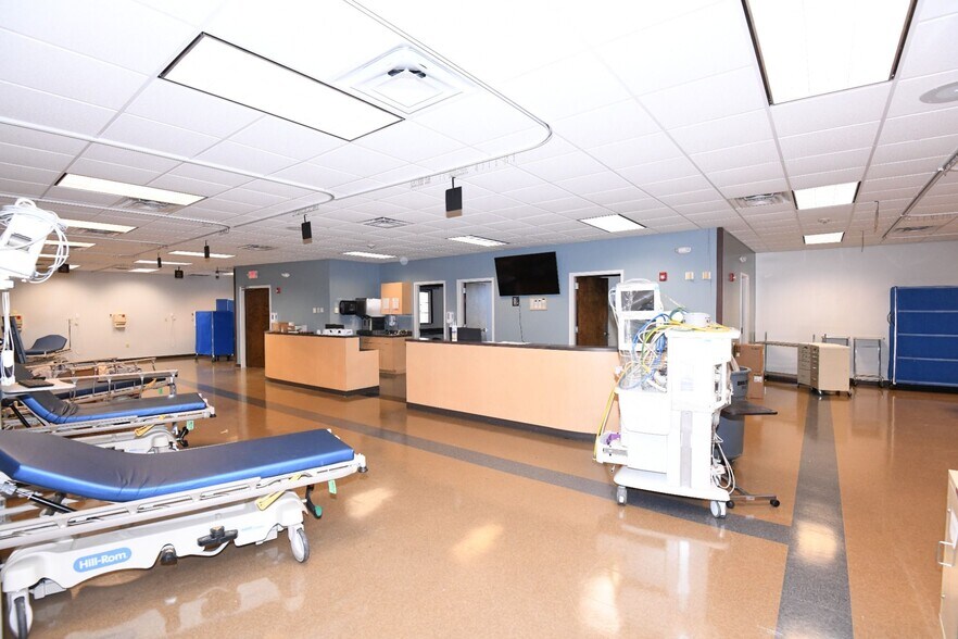 More Photos Of 2089 Southridge Dr, Tupelo Medical For Sale