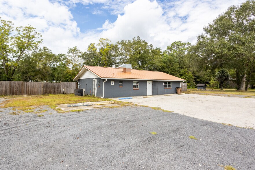 More Photos Of 10204 Se State Road 100, Starke Flex For Sale