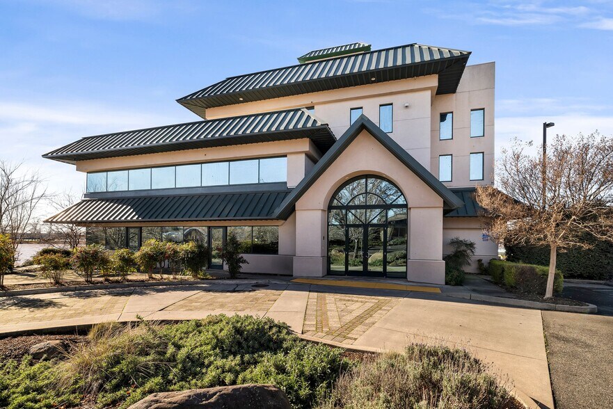 Primary Photo Of 2561 California Park Dr, Chico Office For Lease