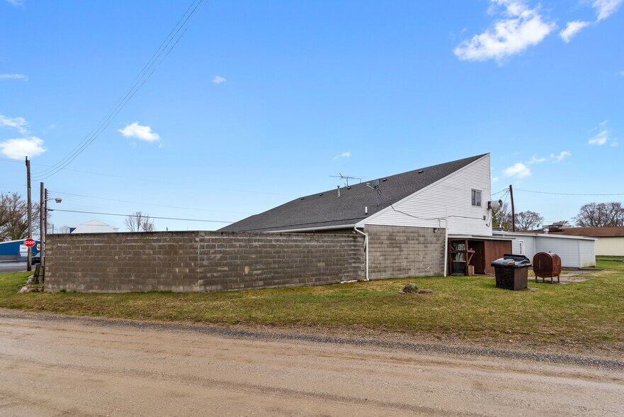 More Photos Of 219 E Main St, Bannister General Retail For Sale