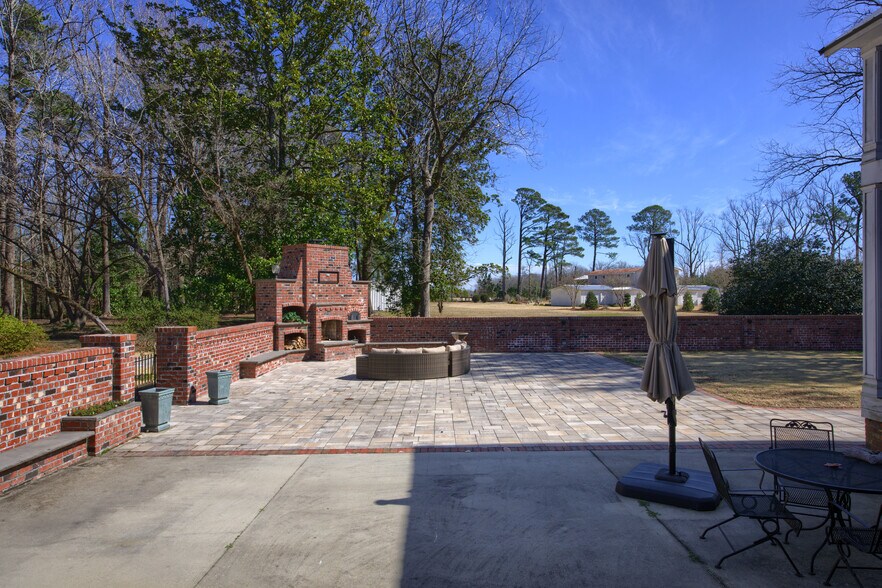 More Photos Of 6266 Richlands Hwy, Richlands Specialty For Sale