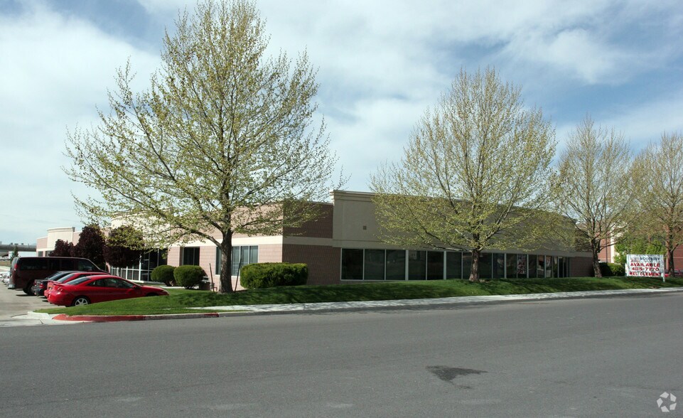 More Photos Of 772-776 E Utah Valley Dr, American Fork Office For Lease