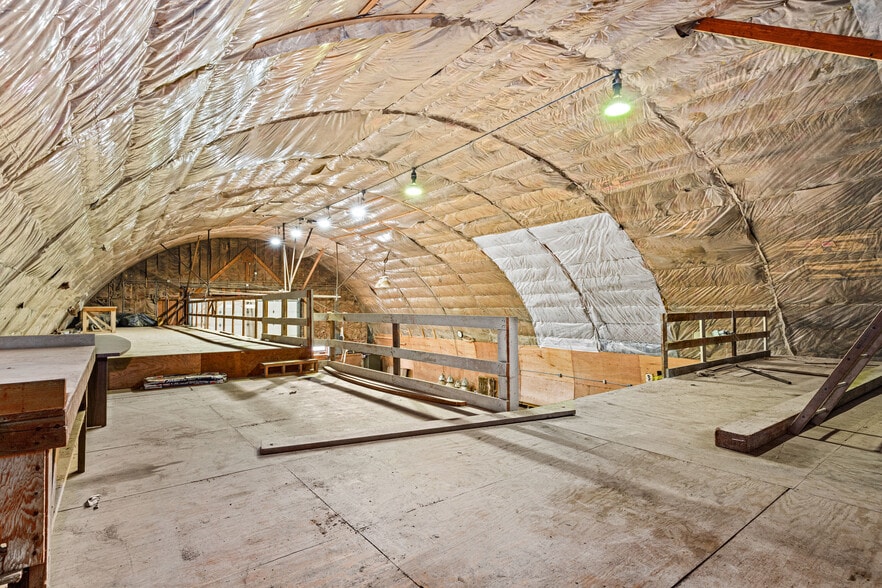 More Photos Of 9353 Westgate Blvd, Duluth Warehouse For Sale