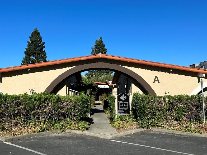 More Photos Of 9260 Alcosta Blvd, San Ramon Unknown For Lease