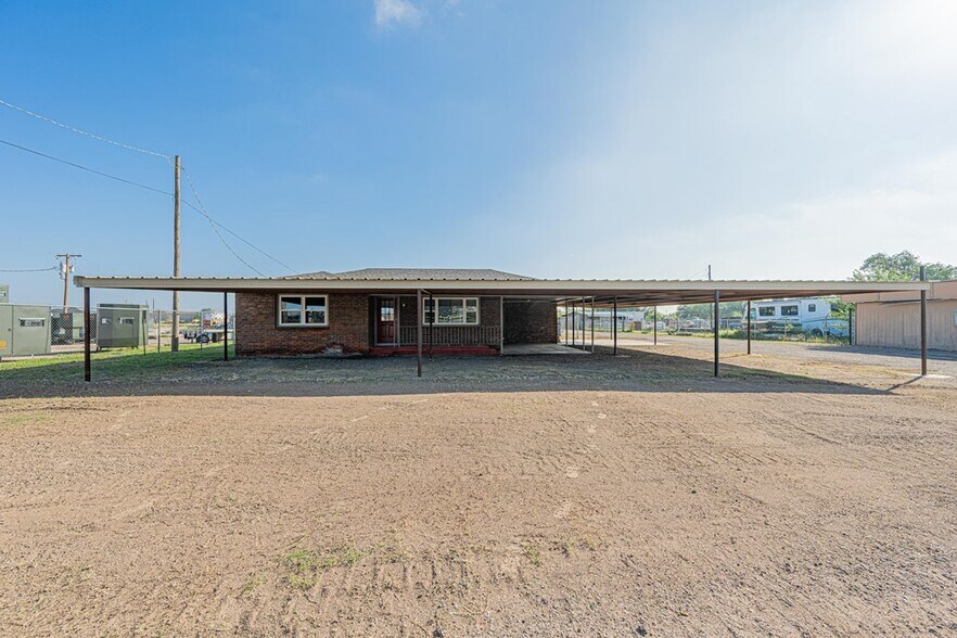 More Photos Of 1405 Garden City Hwy, Midland Office Residential For Sale