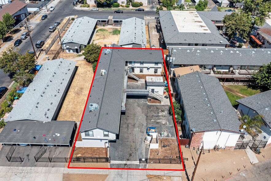 More Photos Of 1911 E Saginaw Way, Fresno Apartments For Sale