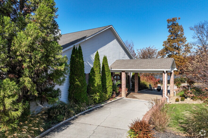 More Photos Of 9133 Hunter Valley Ln, Knoxville Sports And Entertainment For Sale