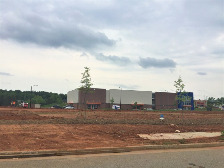 Latitude Ln, Lake Wylie, SC 29710 Land For Sale