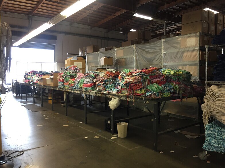 More Photos Of 15507-15517 Broadway Center St, Gardena Warehouse For Lease