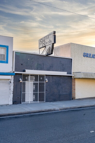 Primary Photo Of 11123 S Western Ave, Los Angeles Office For Sale