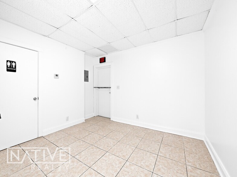 More Photos Of 3451-3481 N Andrews Ave, Oakland Park Storefront Retail Office For Lease