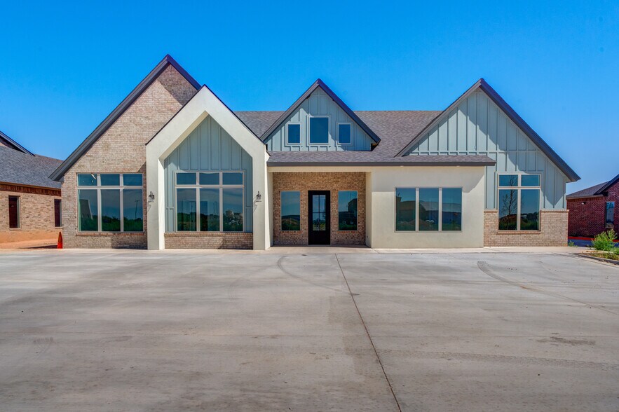 Primary Photo Of 3214 140th st, Lubbock Medical For Sale