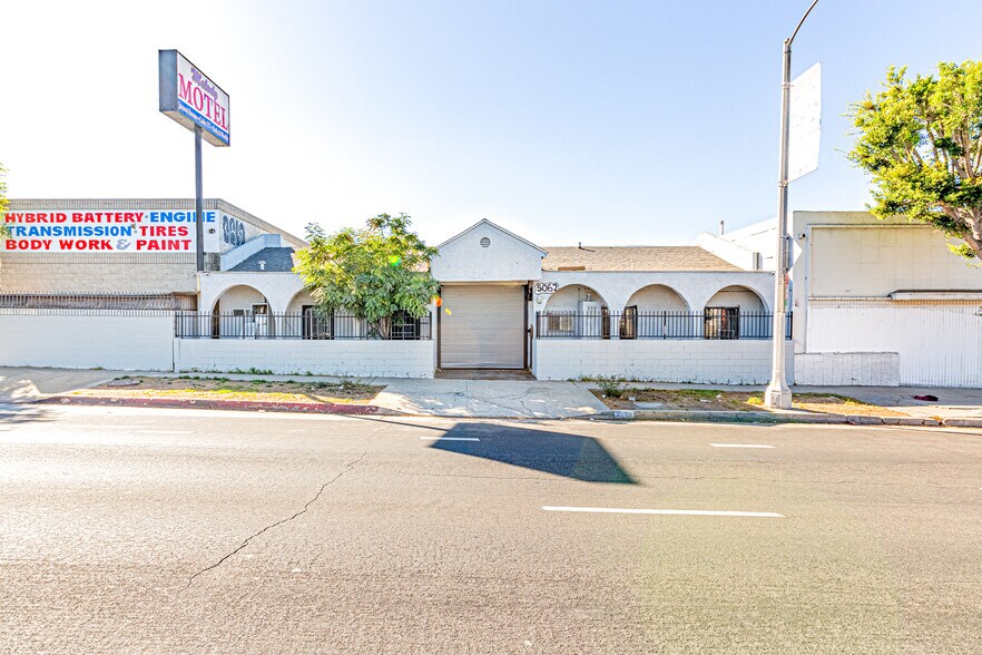 More Photos Of 5062 W Washington Blvd, Los Angeles Hotel For Sale