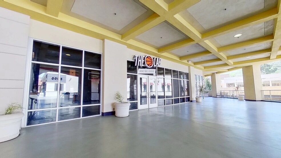More Photos Of 520 Deep Valley Dr, Rolling Hills Estates Hospital For Lease