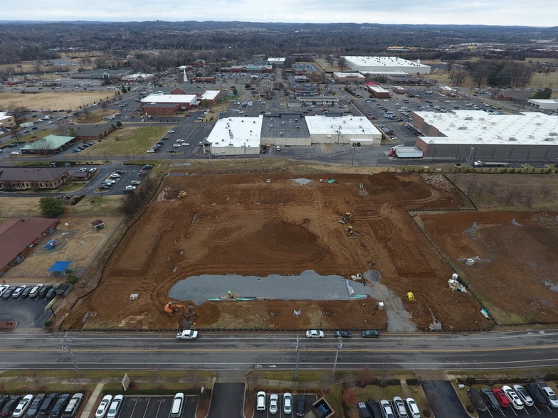 More Photos Of 132 Maple Row Blvd, Hendersonville Office For Lease