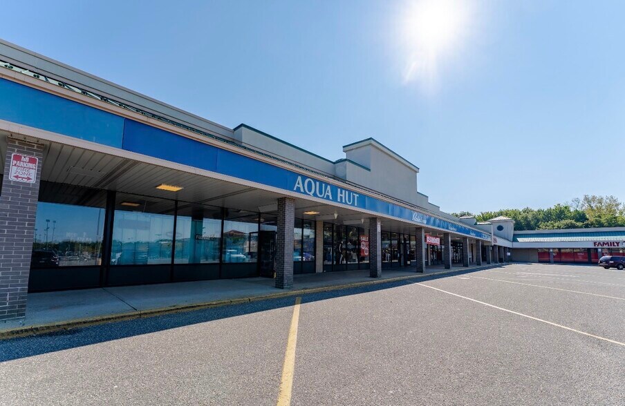More Photos Of 264-350 Middle Country Rd, Coram Unknown For Lease