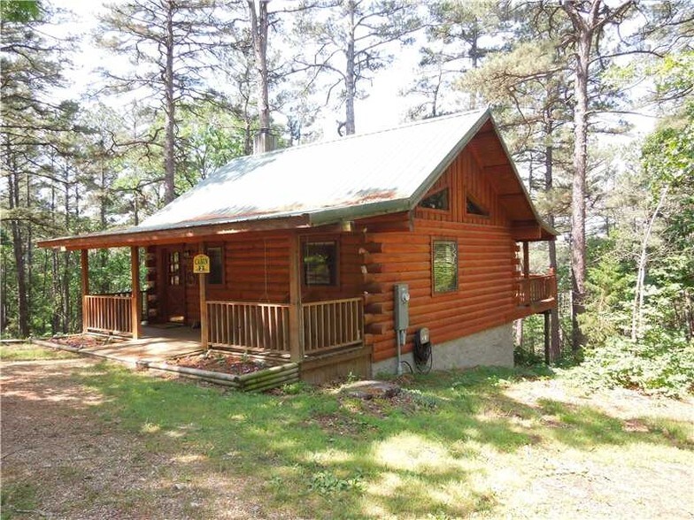 More Photos Of 15695 Highway 187, Eureka Springs Hotel For Sale