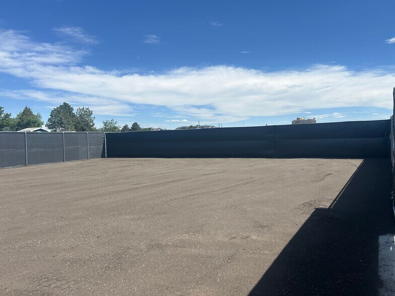 More Photos Of 2690 W Union Ave, Englewood Land For Lease