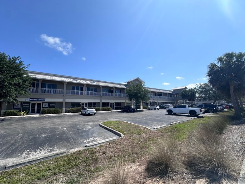 More Photos Of 3845 Beck Blvd, Naples Office Residential For Lease