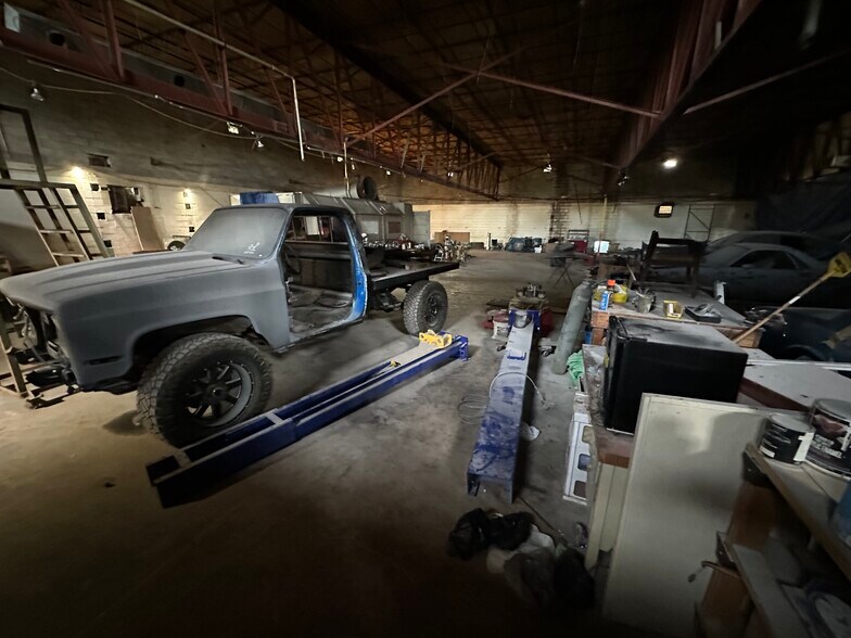 More Photos Of 2211 Windsor St, Chattanooga Service For Sale