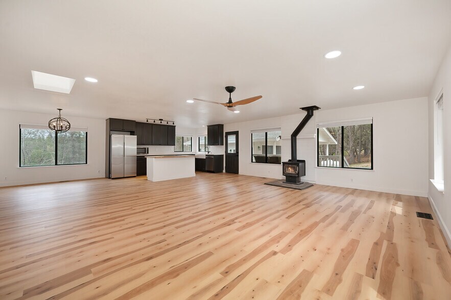 More Photos Of 1420 Robbers Ravine Rd, Colfax Multifamily For Sale