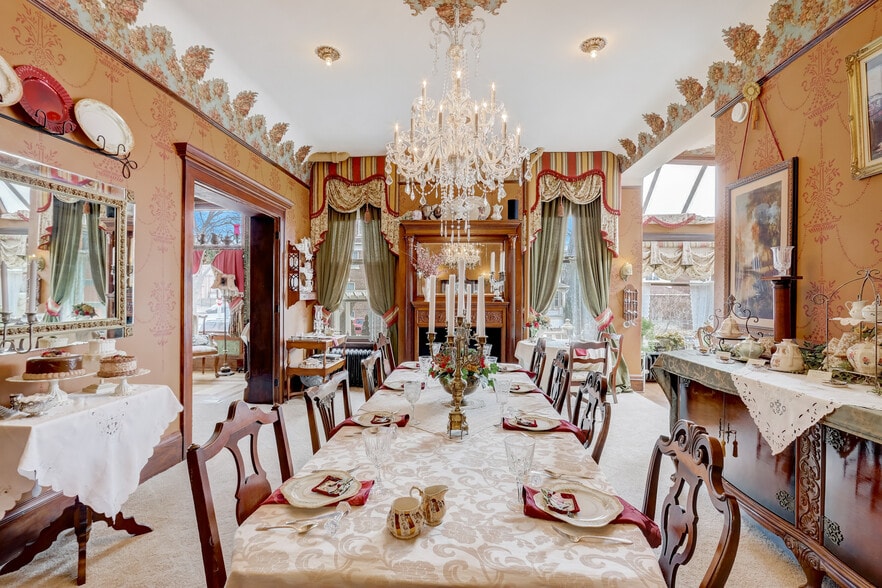 More Photos Of 3209 W Wells St, Milwaukee Hospitality For Sale