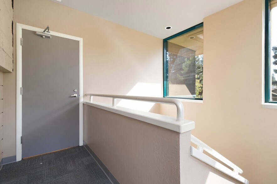 More Photos Of 500 W East Ave, Chico Office For Sale