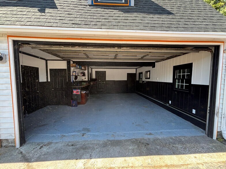 More Photos Of 11021-11025 Jefferson Ave, Newport News Auto Dealership For Sale