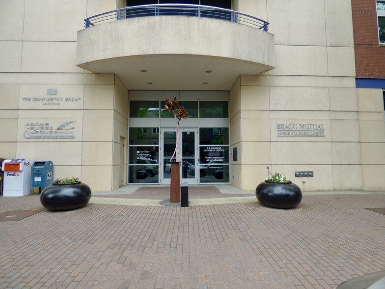 More Photos Of 201 Hay St, Fayetteville Office For Lease