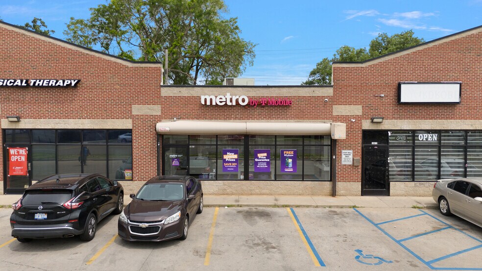 More Photos Of 10600-10636 W 7 Mile Rd, Detroit Storefront For Sale