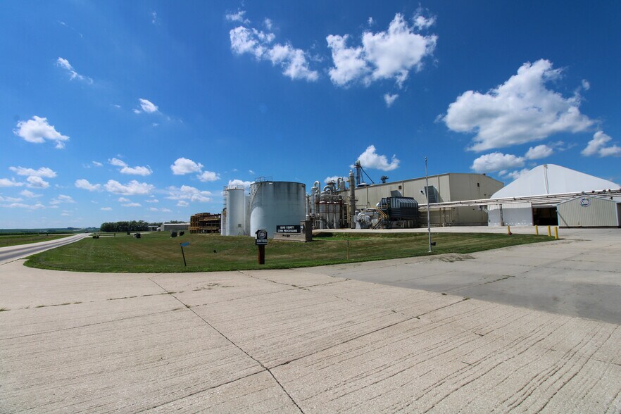 More Photos Of 6059 159th St, Galva Food Processing For Sale