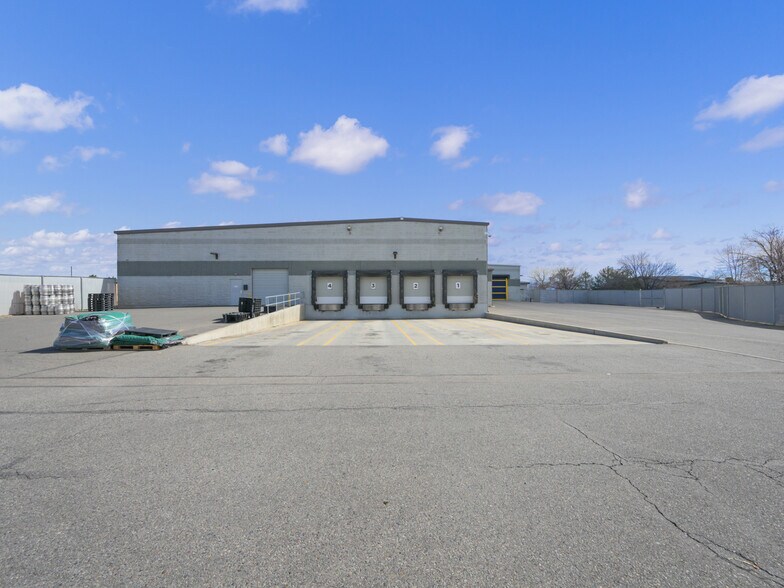 More Photos Of 2530 High Country Ct, Grand Junction Distribution For Lease