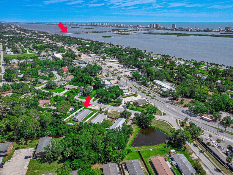 More Photos Of 5070 Orange Blvd, Port Orange Specialty For Sale