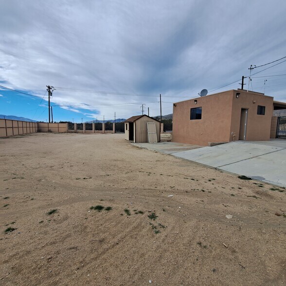 More Photos Of 51607 29 Palms Hwy, Morongo Valley Storefront For Lease