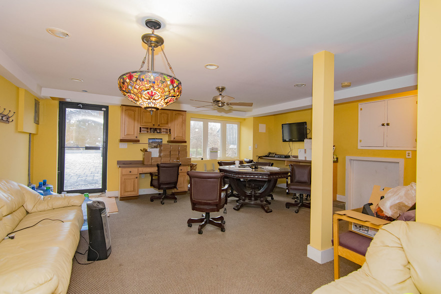 More Photos Of 34 Bennetts Mills Rd, Jackson Flex For Lease