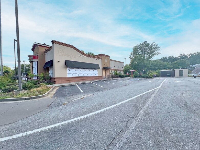 More Photos Of 3350 E Franklin Blvd, Gastonia Fast Food For Lease