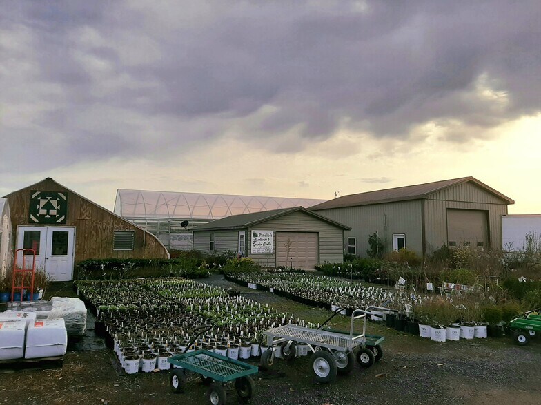 Primary Photo Of 1814 Iron Bridge Rd, Hustontown Contractor Storage Yard For Sale