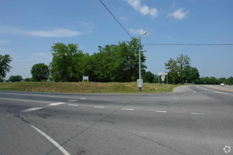 More Photos Of 1113 Long Hollow Pike, Gallatin Land For Sale