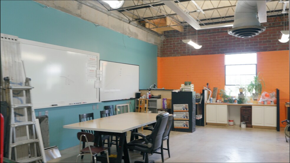 More Photos Of 2120 Plaster Bridge Rd NE, Atlanta Warehouse For Sale