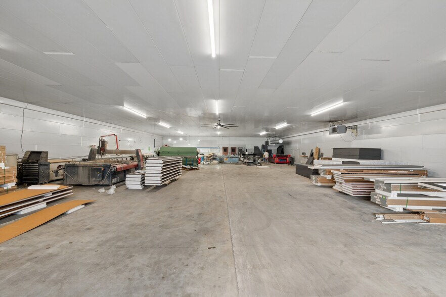 More Photos Of 60 Landfill Rd, Anaconda Industrial For Sale