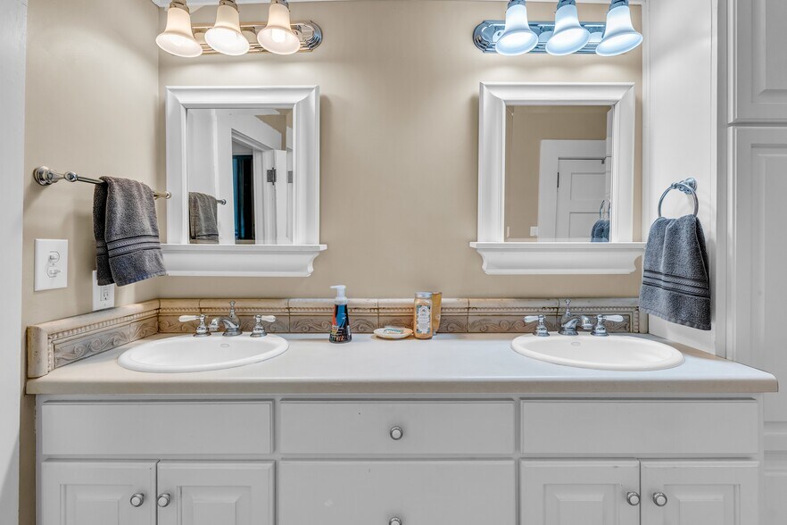 More Photos Of 607 Old West Point Rd, Starkville Hospitality For Sale