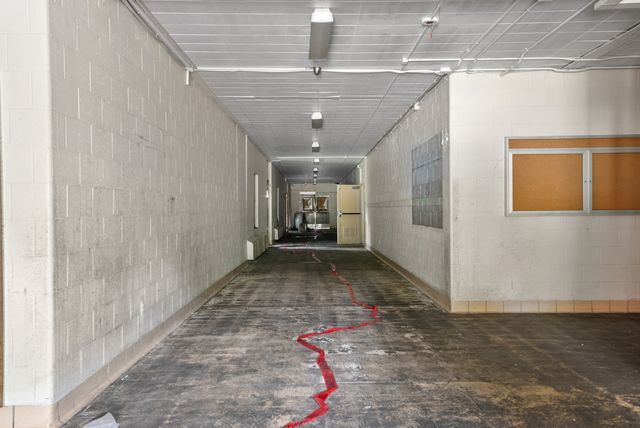 More Photos Of 2389 E Laketon Ave, Muskegon Flex For Sale